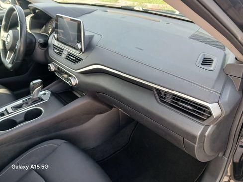 Used 2019 Nissan Altima 2.5 SV AWD/4WD image 18