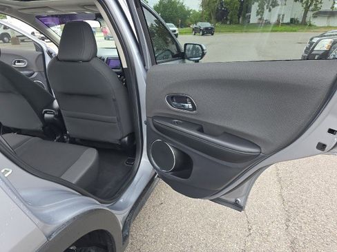 Used 2020 Honda HR-V EX image 36