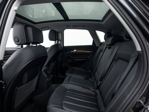 Used 2023 Audi Q5 2.0T Premium Plus w/ Premium Plus Package image 21