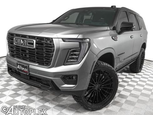 Used 2026 GMC Yukon Denali w/ Sun & Power Step Package AWD/4WD image 1