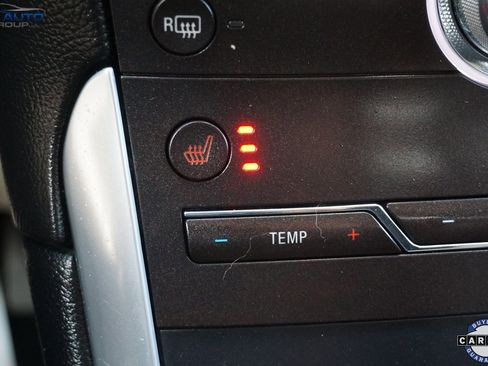 Used 2018 Ford Edge Titanium image 34