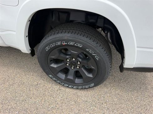 New 2026 RAM 1500 Big Horn AWD/4WD image 7