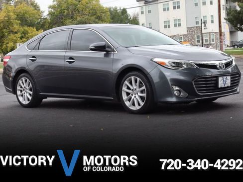 Used 2013 Toyota Avalon Limited image 1