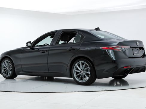New 2025 Alfa Romeo Giulia w/ Driving Assist Package RWD image 3