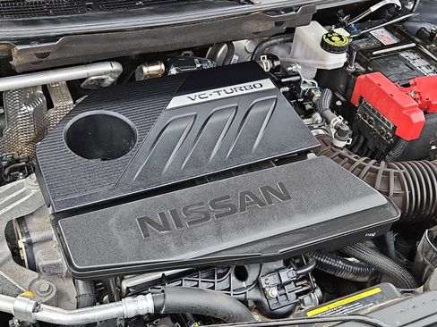 Used 2025 Nissan Rogue SV AWD/4WD image 13