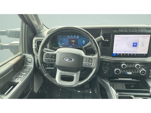 Used 2024 Ford F350 Lariat AWD/4WD image 13
