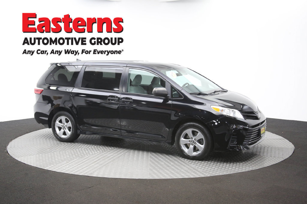 Used 2020 Toyota Sienna L FWD image 48
