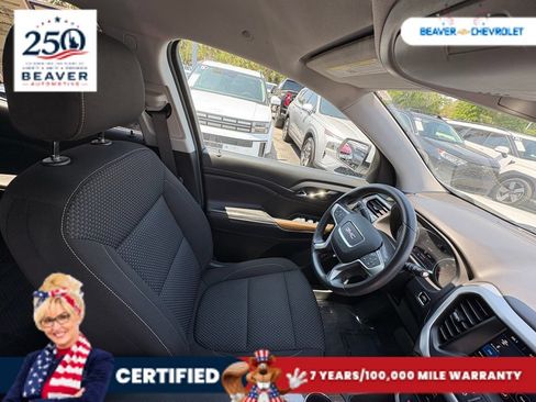 Used 2022 GMC Acadia SLE w/ Driver Convenience Package FWD image 27
