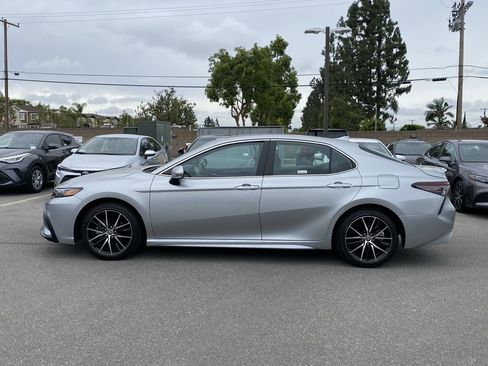 Certified 2024 Toyota Camry SE FWD image 2