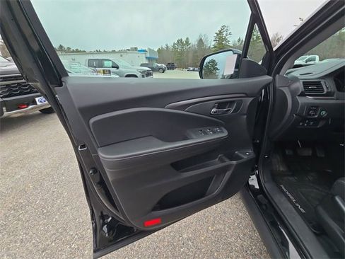 Used 2024 Honda Ridgeline Sport image 22