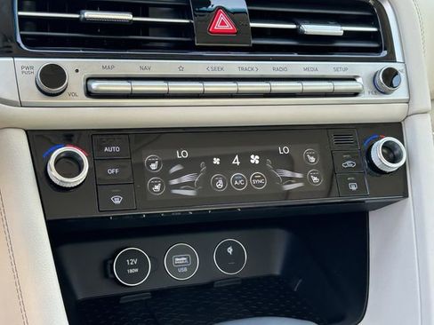 Used 2026 Genesis G70 2.5T Prestige image 28