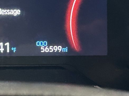 Used 2024 Toyota RAV4 XLE image 27