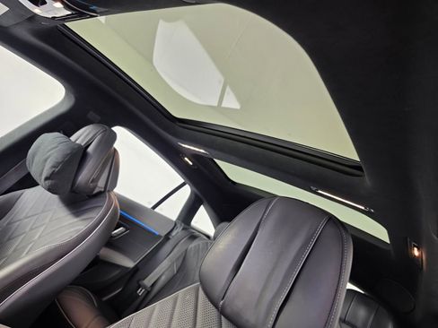 Certified 2023 Mercedes-Benz EQS 580 4MATIC Sedan image 12