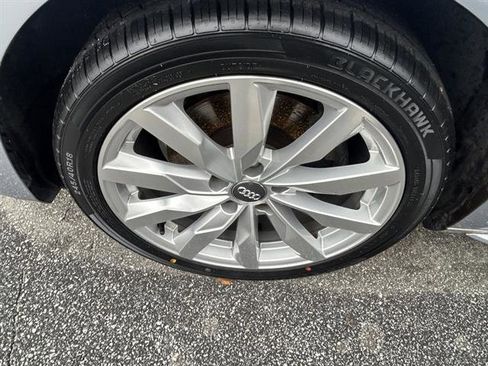 Used 2018 Audi A4 2.0T Ultra Premium w/ Convenience Package image 33