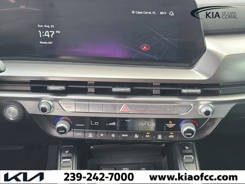 Certified 2024 Kia Telluride S FWD image 18