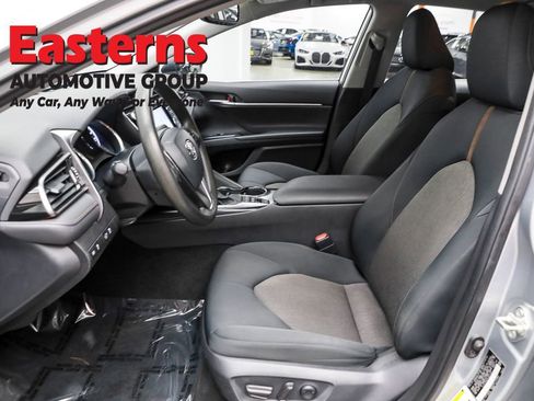 Used 2020 Toyota Camry LE w/ Fleet Convenience Package image 14