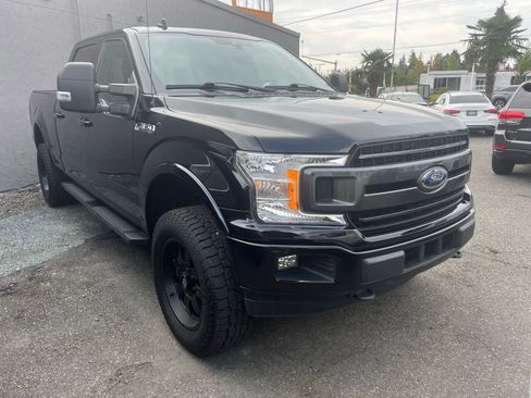 Used 2020 Ford F150 XLT w/ Equipment Group 302A Luxury image 9
