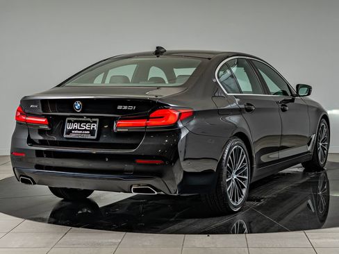 Used 2021 BMW 530i xDrive w/ Convenience Package AWD/4WD image 5