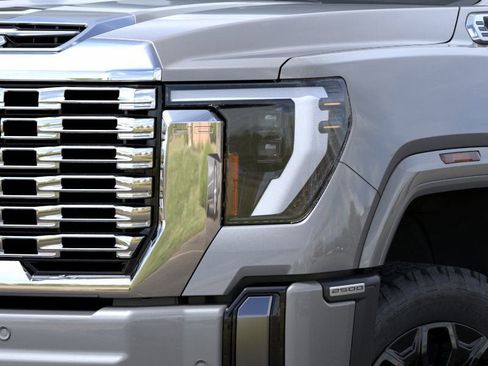 New 2026 GMC Sierra 2500 Denali w/ Denali Reserve Package image 10
