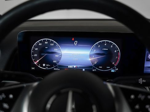 Certified 2026 Mercedes-Benz GLB 250 image 17