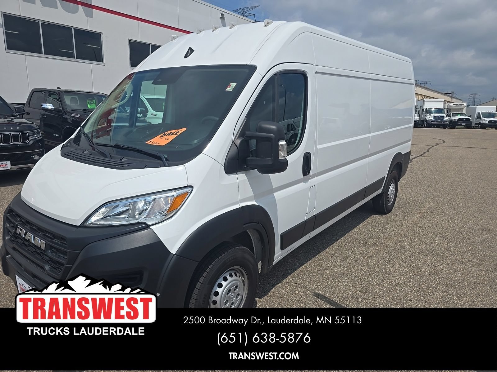 Used 2025 RAM ProMaster 2500 w/ Convenience Group FWD image 1
