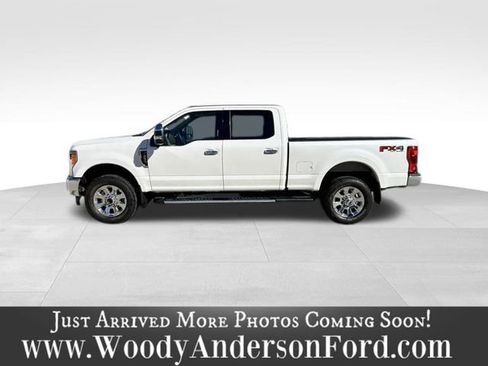 Used 2019 Ford F250 Lariat w/ Lariat Ultimate Package image 3
