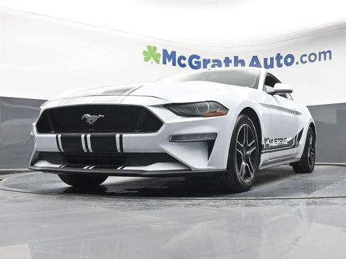 Used 2019 Ford Mustang Coupe w/ Equipment Group 101A RWD image 7
