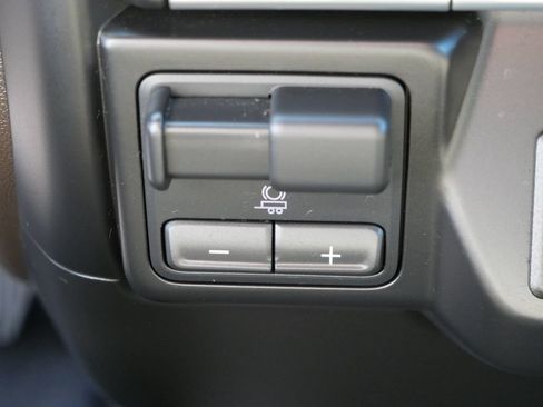 Used 2019 GMC Sierra 1500 SLT AWD/4WD image 25