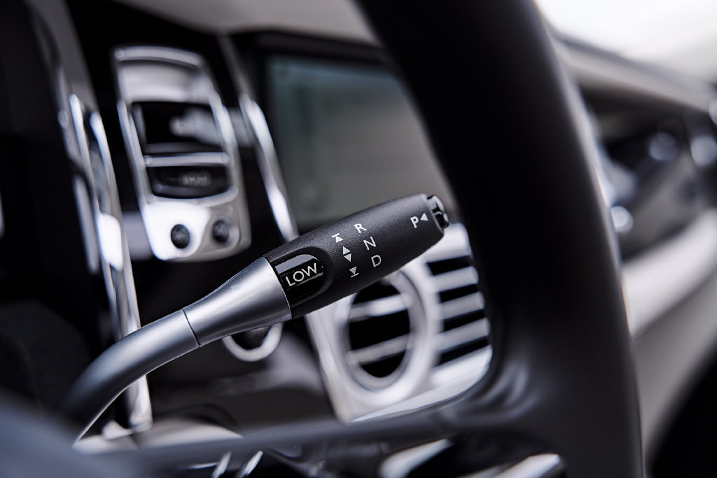 Used 2016 Rolls-Royce Ghost RWD image 70