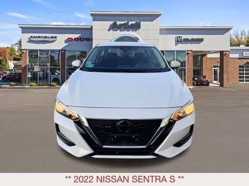 Used 2022 Nissan Sentra S image 3
