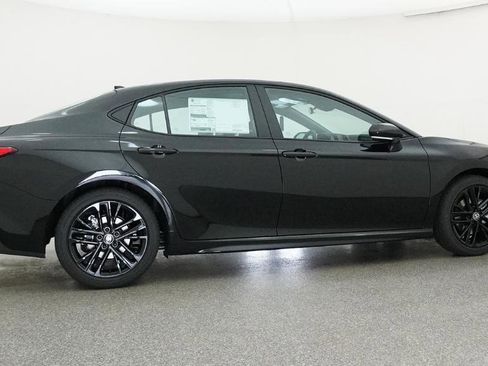 New 2026 Toyota Camry SE image 29