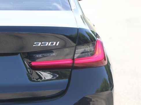 Certified 2025 BMW 330i Sedan w/ Premium Package image 11