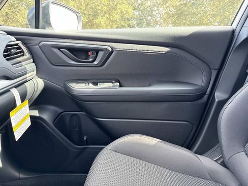 New 2026 Subaru Forester Premium image 25