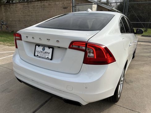 Used 2015 Volvo S60 T5 Premier Plus image 12