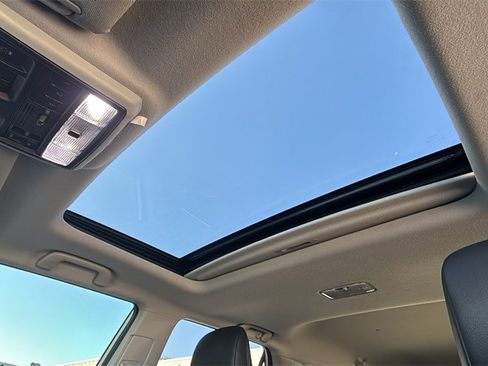 Used 2023 Toyota 4Runner Limited image 12