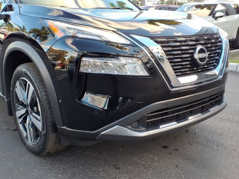 Certified 2023 Nissan Rogue SL w/ SL Premium Package image 12