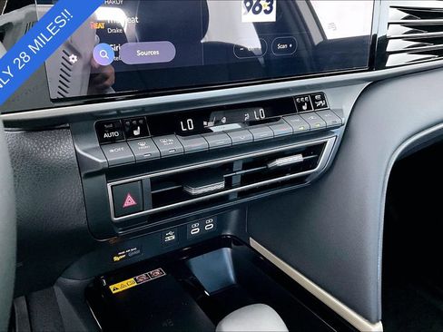 Used 2026 Toyota Camry XSE FWD image 28