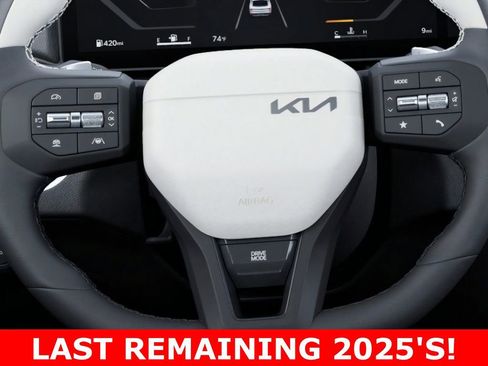 New 2025 Kia K4 GT-Line w/ GT-Line Sunroof Package image 22