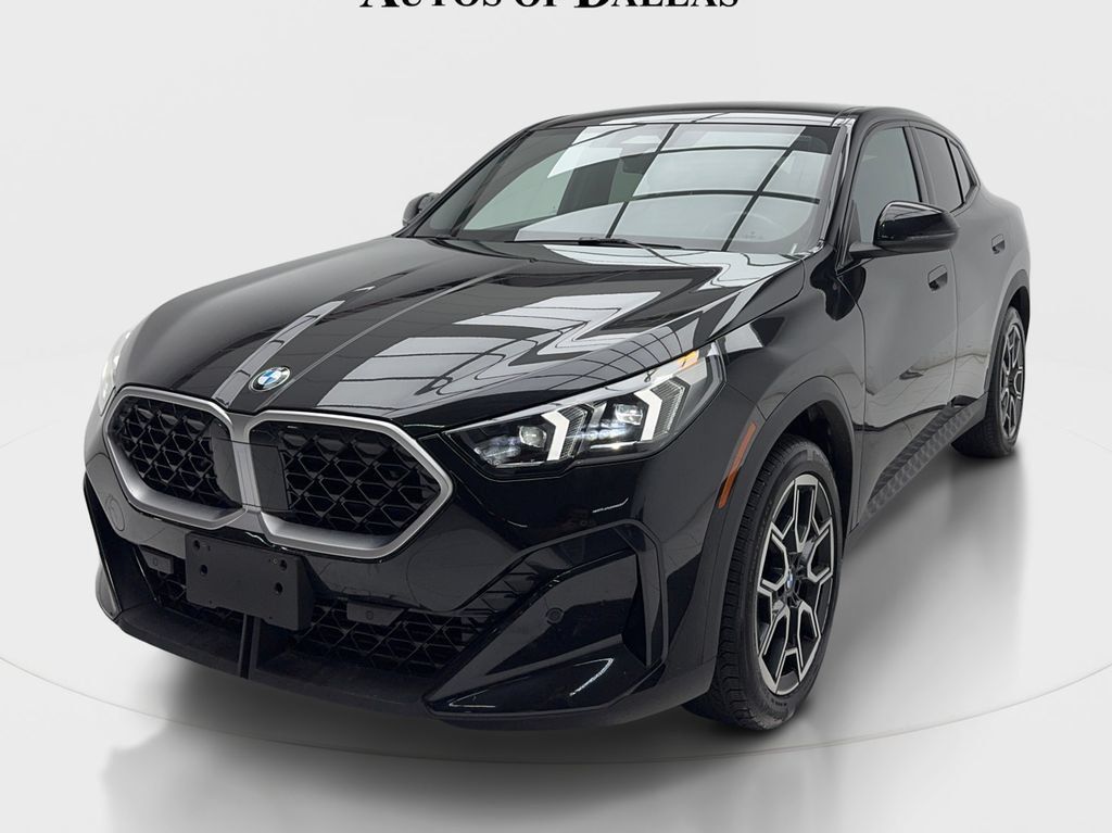 Used 2025 BMW X2 xDrive28i AWD/4WD image 5