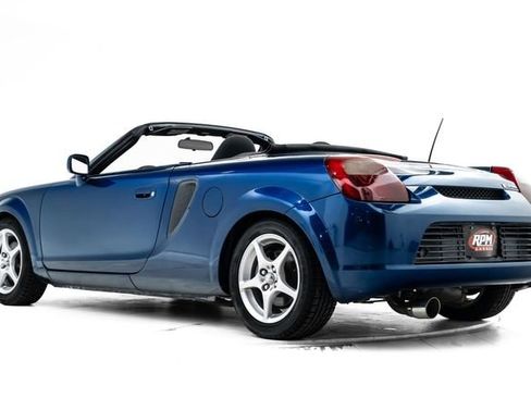 Used 2001 Toyota MR2 image 10