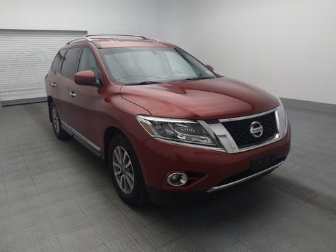 Used 2015 Nissan Pathfinder SL w/ Trailer Tow Package FWD image 13