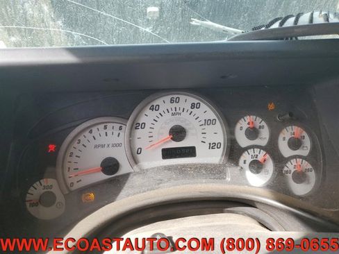 Used 2003 HUMMER H2 w/ Preferred Equipment Group image 10