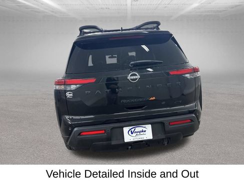 Used 2023 Nissan Pathfinder Rock Creek AWD/4WD image 12