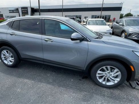 New 2025 Buick Envista Preferred w/ Convenience I Package image 3