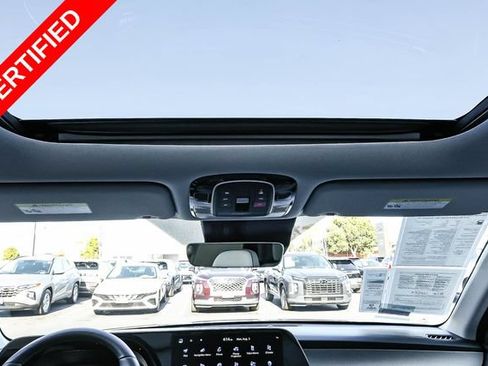 Certified 2025 Hyundai Palisade SEL FWD image 17