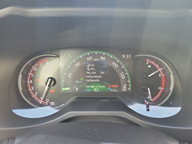 Certified 2025 Toyota RAV4 LE FWD image 29