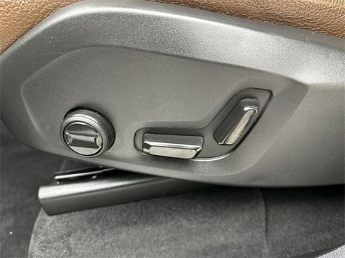 Certified 2023 Volvo XC90 B6 Plus w/ Protection Package Premier image 12