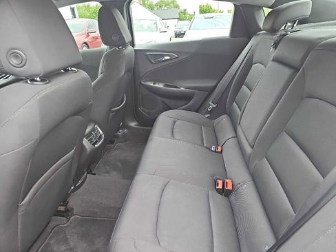 Used 2017 Chevrolet Malibu LT image 56