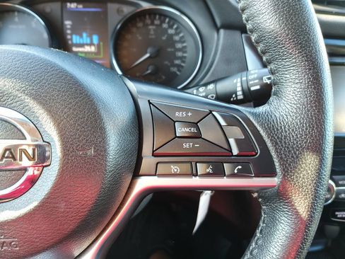 Used 2020 Nissan Rogue S AWD/4WD image 26