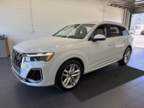 New 2025 Audi Q7 3.0T Premium Plus image 4